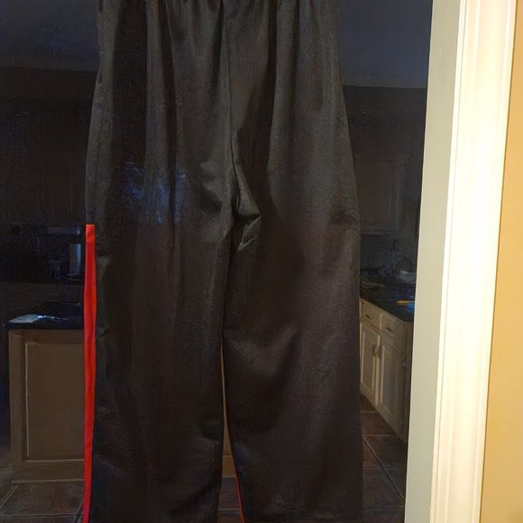 Black Biscuit black and red men's hockey pants - Picture 2 of 10